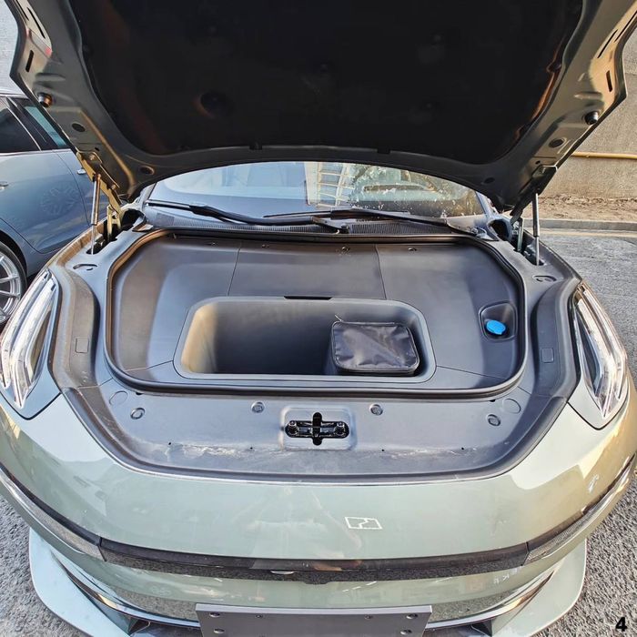 Zeekr 001 You AWD full srochno