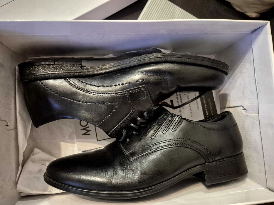 Детски официални обувки от естествена кожа