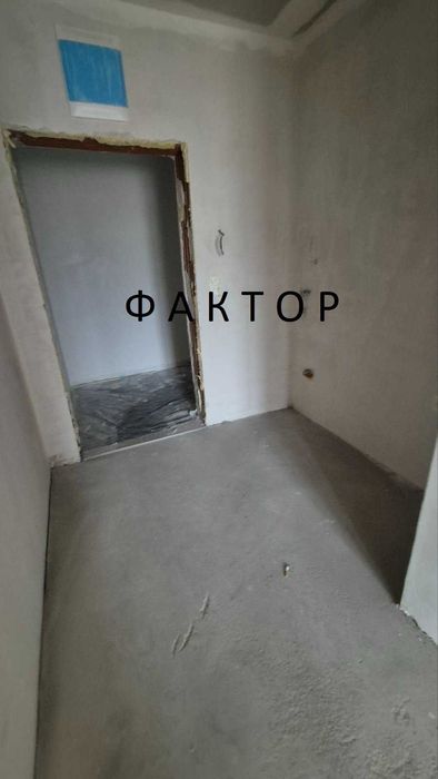 Продава се Тристаен апартамент в Пловдив, Христо Смирненски - 130 кв.м за 1916 €/кв.м - Снимка #6