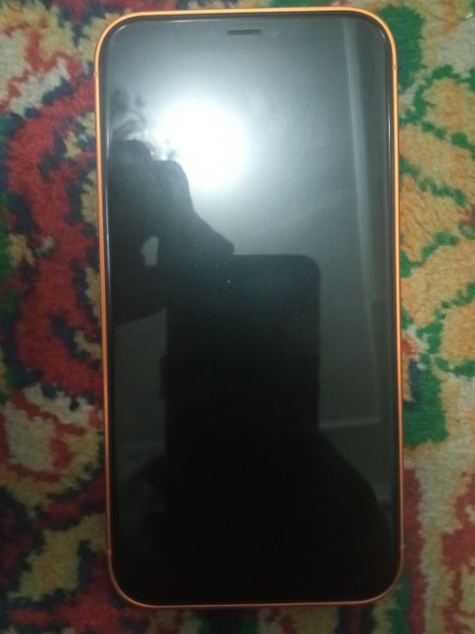 Iphone X RAY 17 PRO ni korpusida hamma joyi ideal.