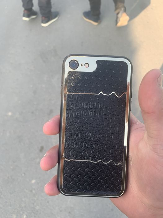 Айфон 7 сатылады