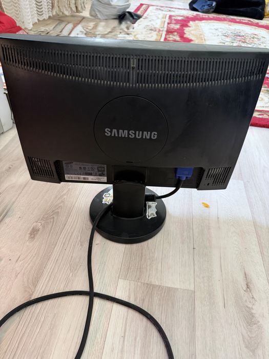 Продам монитор Samsung SyncMaster 943NW