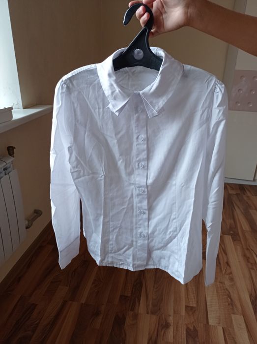 Блузки для школьниц