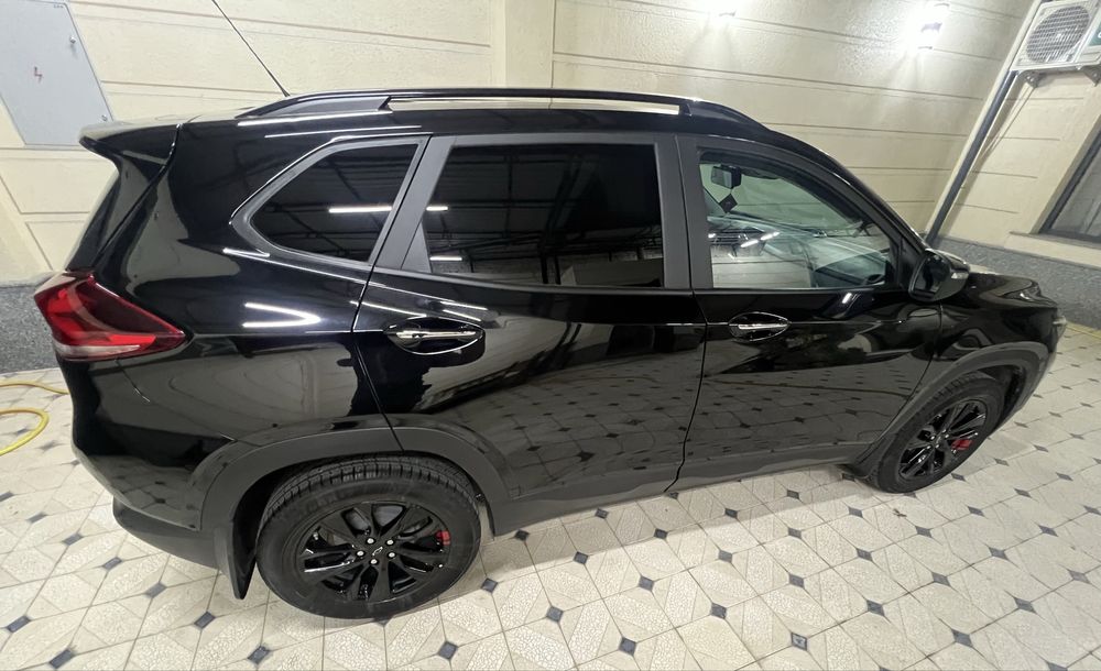 Treker 2 2025 Redline sotiladi