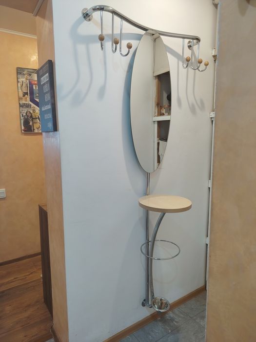 Cuier de hol modern