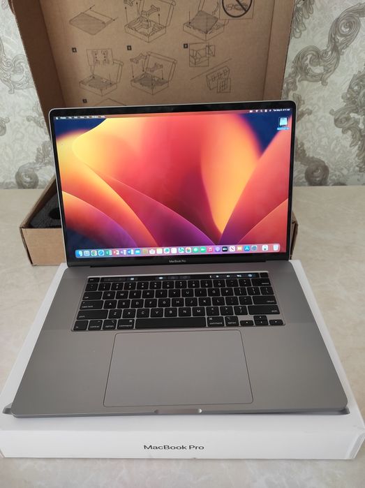 MacBook pro 16" 2019/i7/16GB/512GB/Gray
