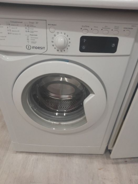 Продам стиральную машину