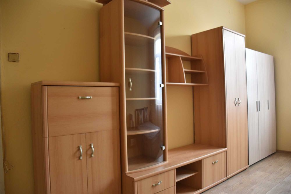 Дава се под наем Двустаен апартамент в Казанлък - 62 кв.м за 219.3 € - Снимка #2