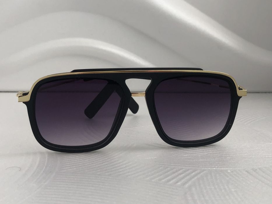 Модерни мъжки слънчеви очила