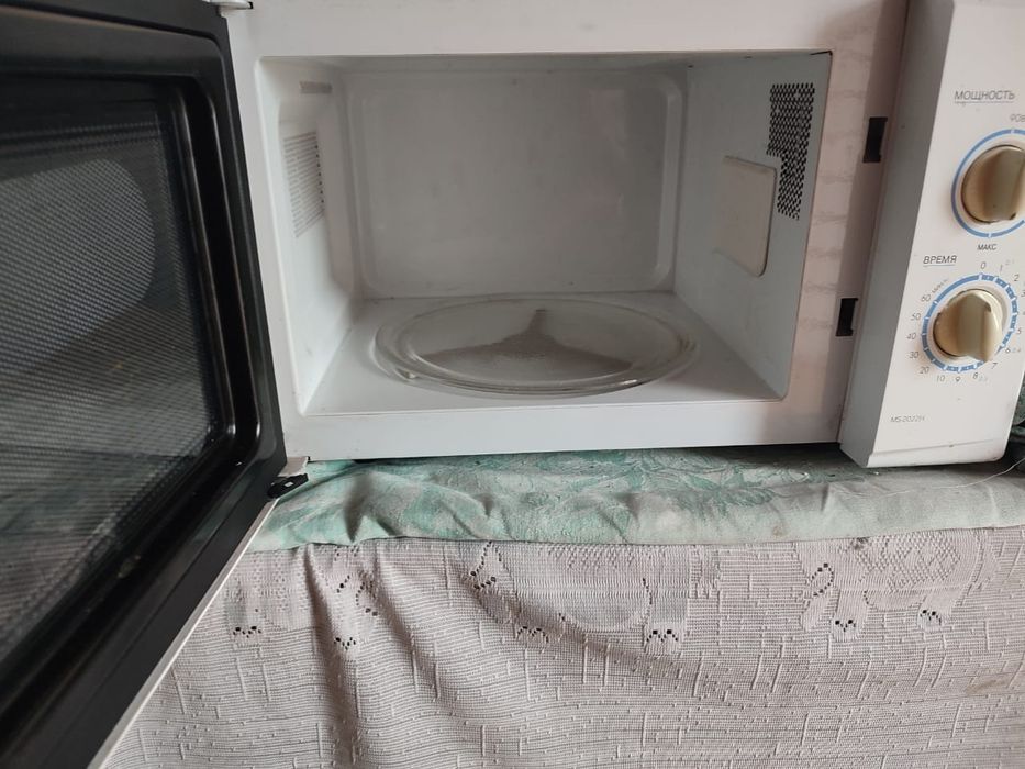 Микроволновая печь