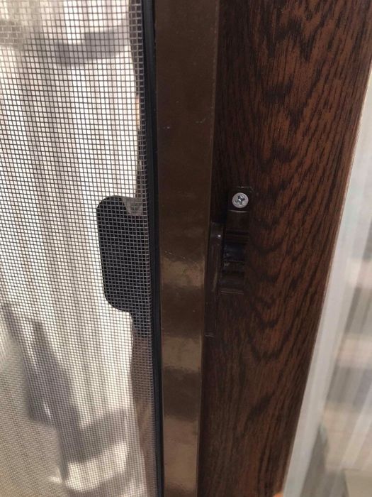 Plase de protectie impotriva insectelor