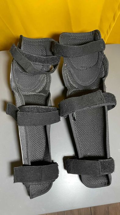 Genunchiere moto Dainese Knee V E1 – protectie genunchi + tibie