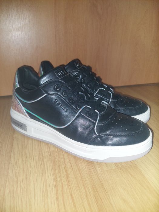 Оригинални маратонки Nike,Guess