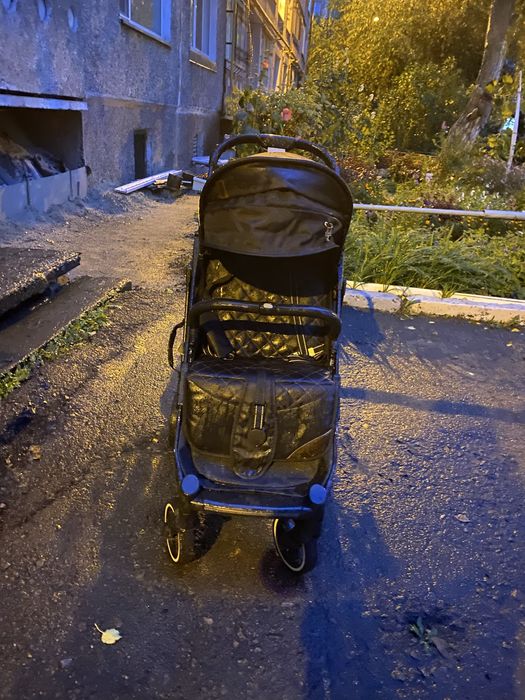 Продам детскую коляску