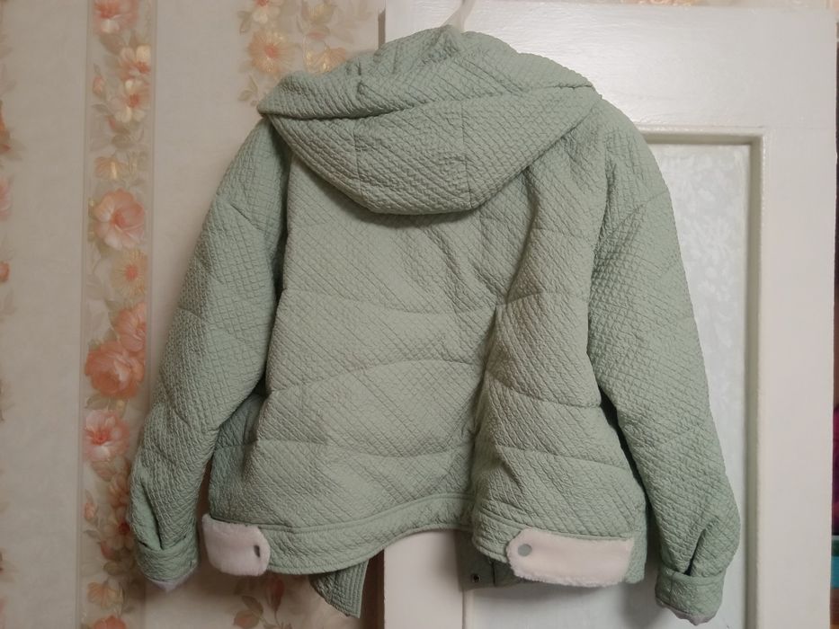 Куртка женская укороченная