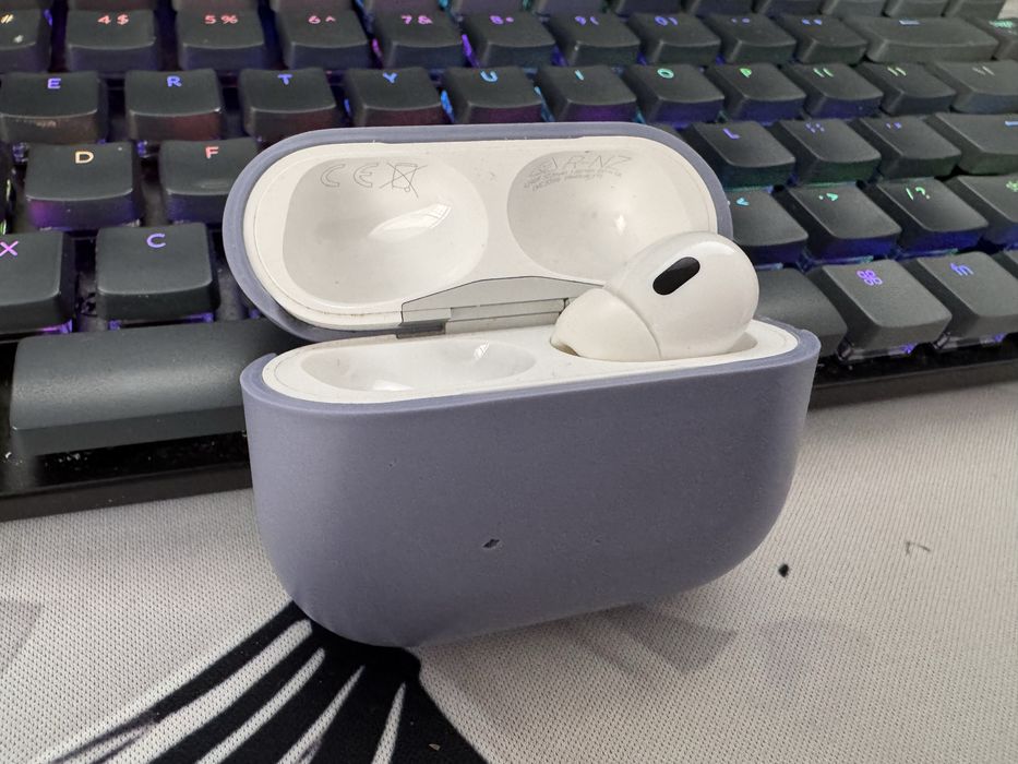 Airpods Pro 2 TypeC, без левого наушника