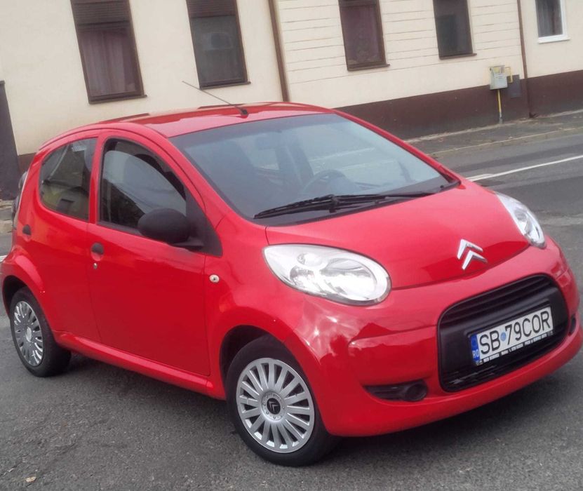 CITROEN C1 / an 2011 /euro 5/motor TOYOTA /distributie lant/ consum 4%/senzori parcare/factura/ fiscal/ garantie