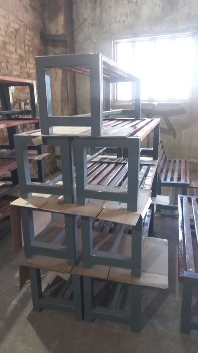 Урный и скамейки