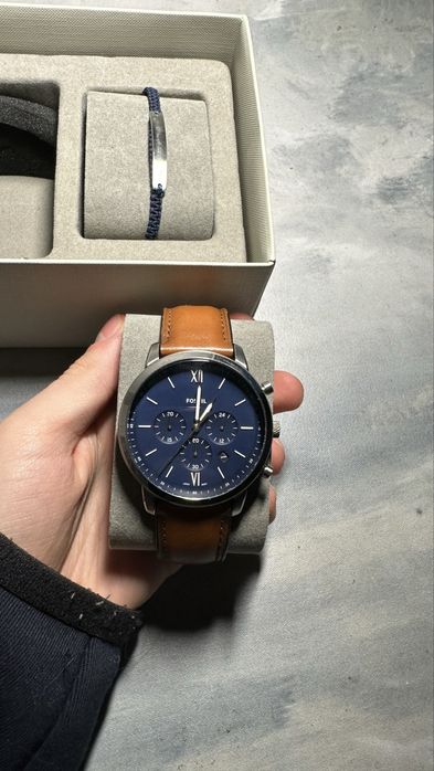 Ceas fossil si bratara