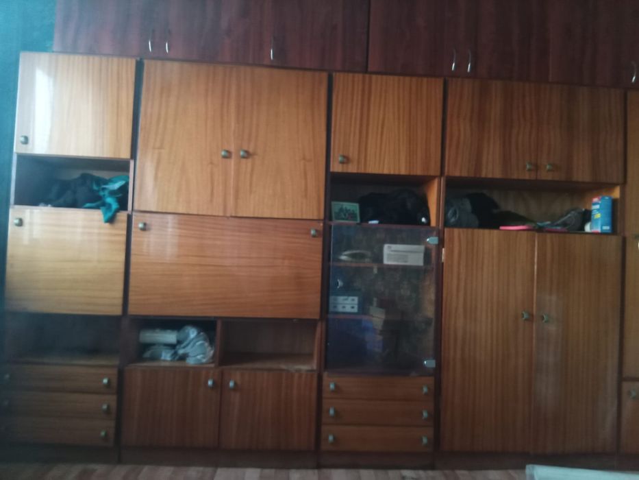 Срочно продам старый гарнитур