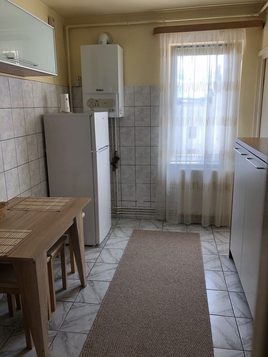 Apartament cu 3 camere Tudor zona Cantemir