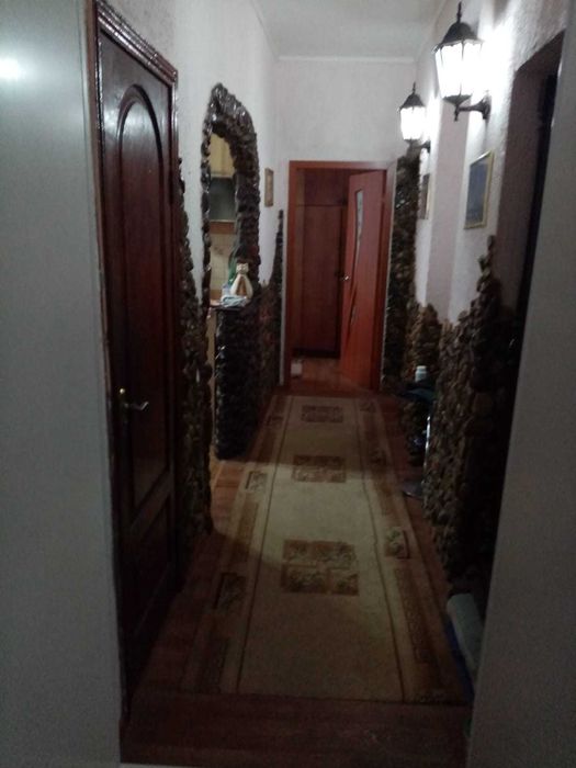 Продам благоустроенный дом в центре города