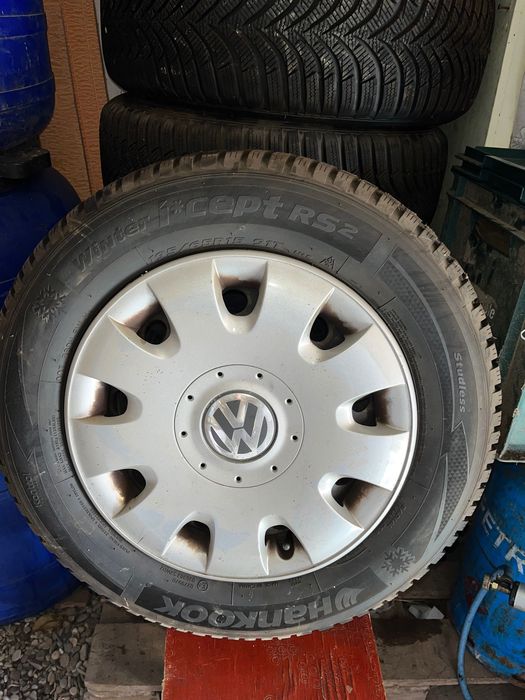 Set 4 roți de iarnă cauciucuri + jante 195/65R15