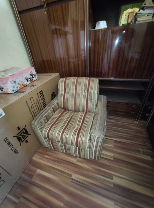 Кресло мягкое б/у