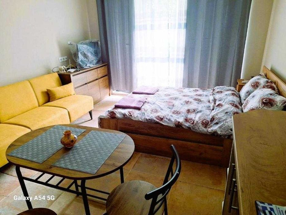 Дава се под наем Едностаен апартамент в к.к. Св.Св. Константин и Елена - 30 кв.м за 255 € - Снимка #2