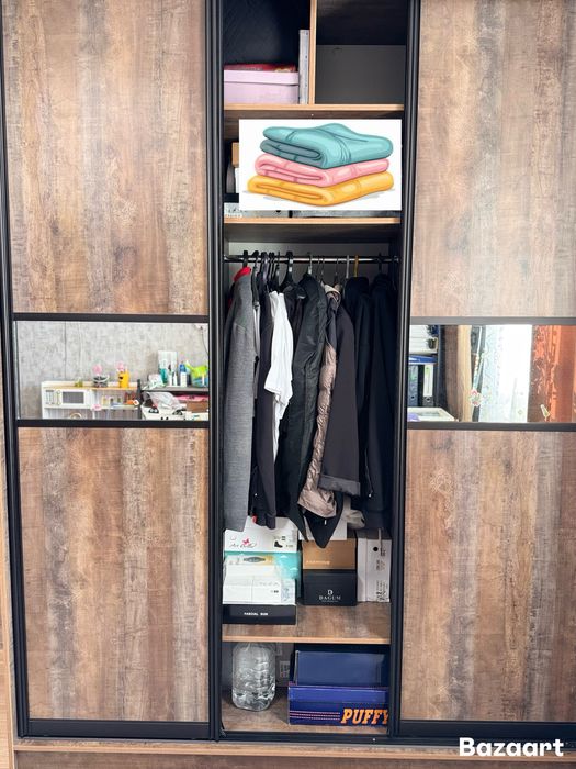 Продам шкаф-купе.