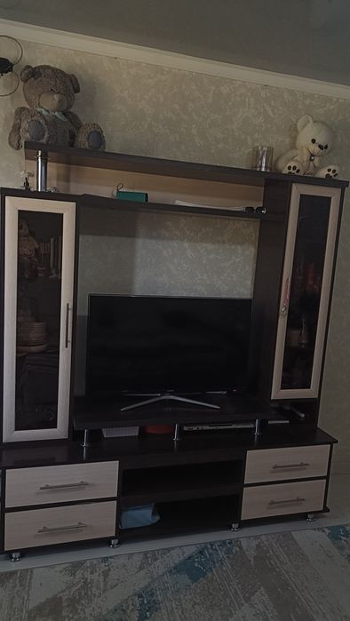 Стенка в гостиную