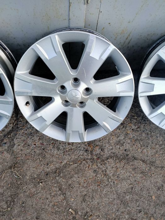 Продам диски размер r18