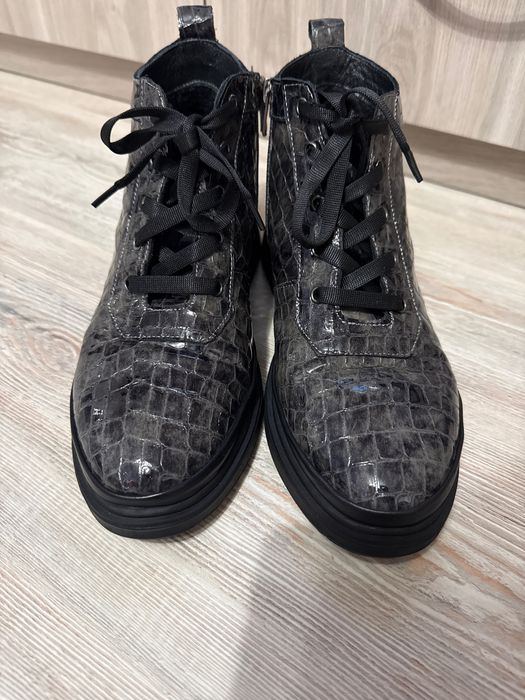 Дамски боти, 39 номер, естествен лак