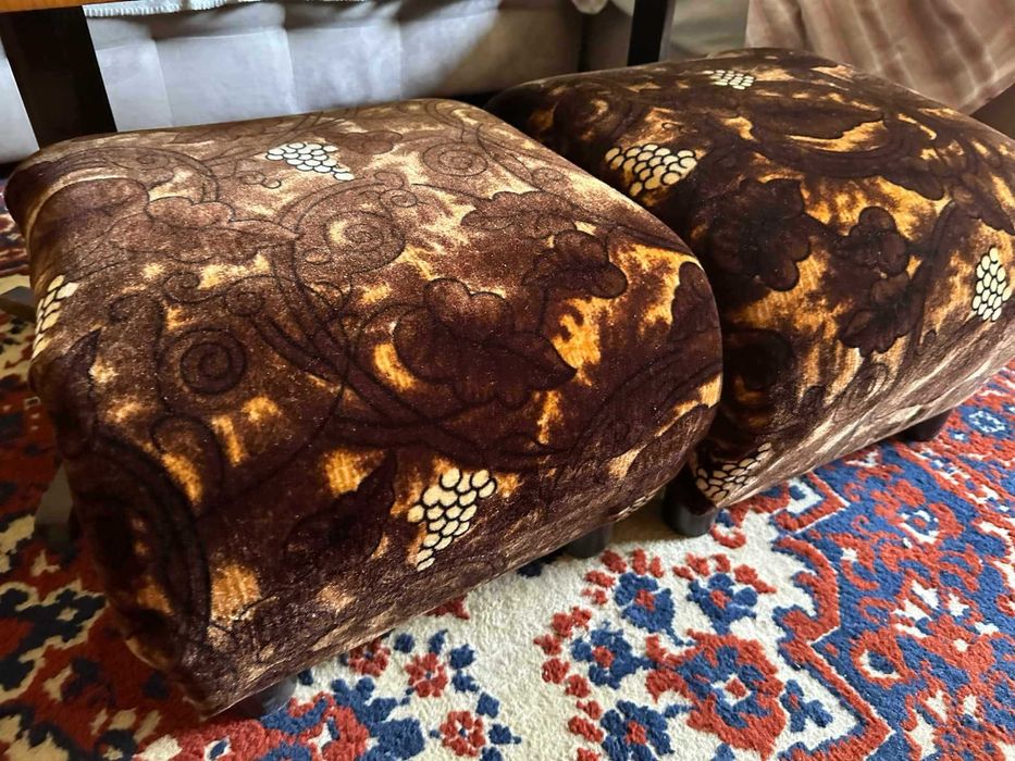 Холна гарнитура - диван, 2 фотьойла и 2 табуретки