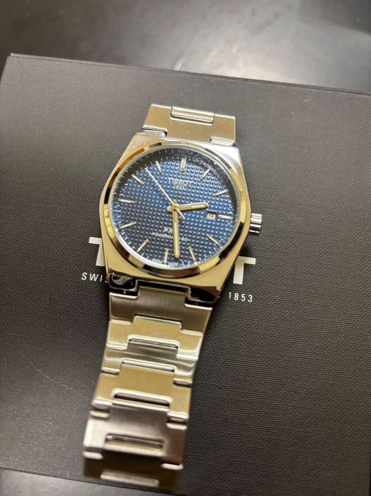 Tissot часовник