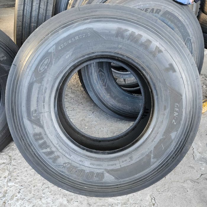 Най-ниска цена в Европа - Нови тежкотоварни гуми 425/65R22.5 Goodyear KMaX T Gen-2 165K 20PR M+S 3PMFS FRT