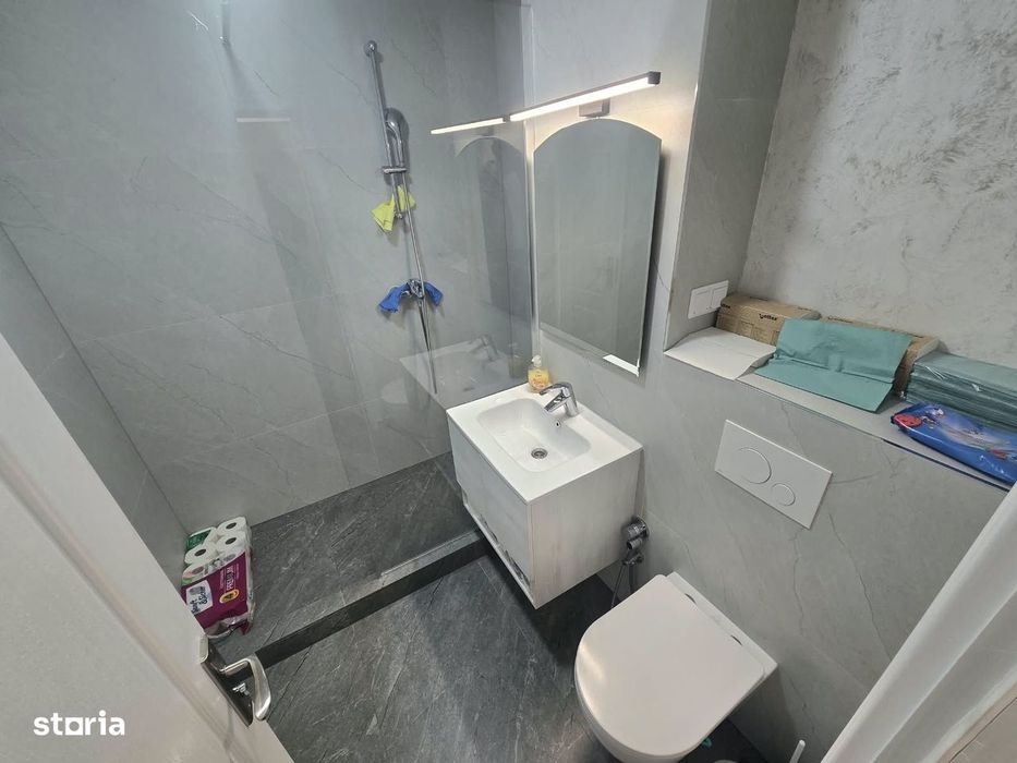 Apartament 3 camere decomandate zona Dioda