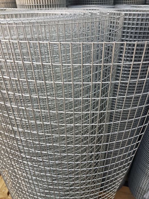 Plasa sudata zincata la rola | Ochi mic | 12x12 | 12x25 | 20x20 |