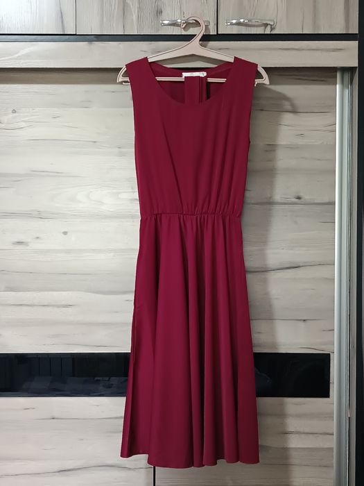 Платье бордового цвета  размер L