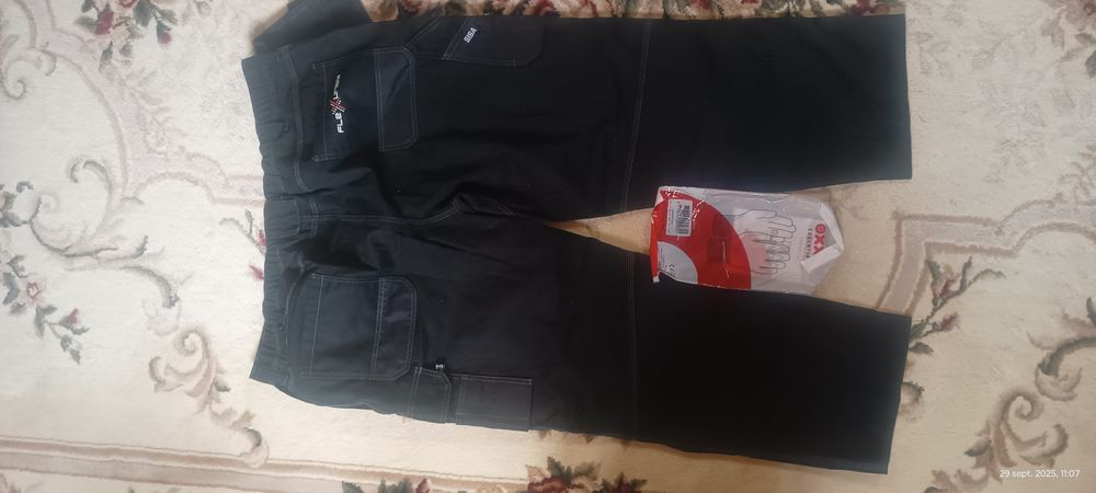 Pantaloni muncă mărimea 64, nu sunt noi