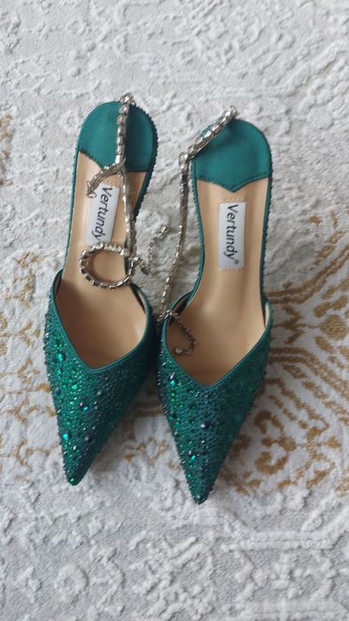 Stiletto noi !Vizualizați celelalte produse ale mele.