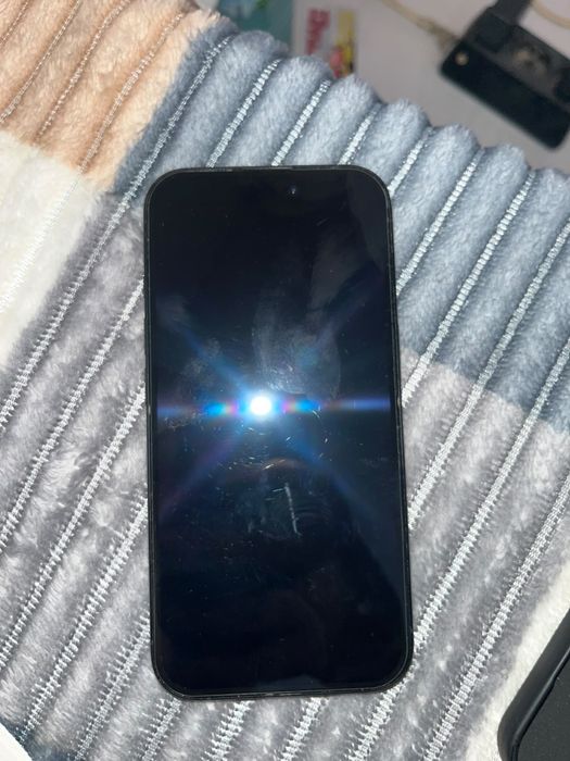 Iphone 16 black