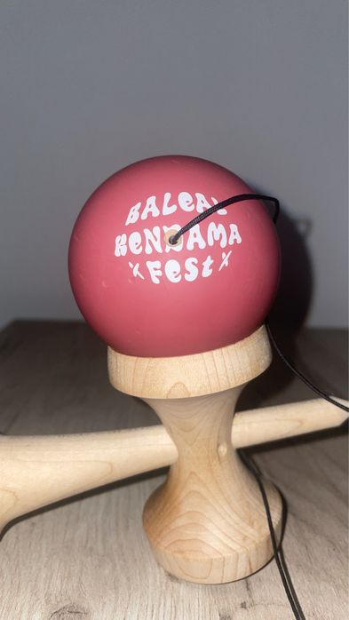 Kendama sol cu tama