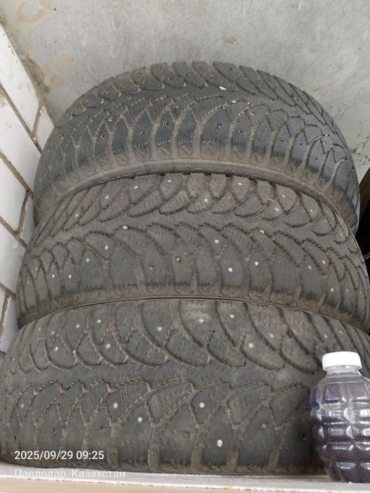Продам шины зимние