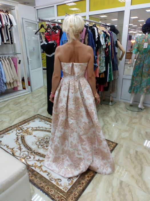 Платье на выпускной балл