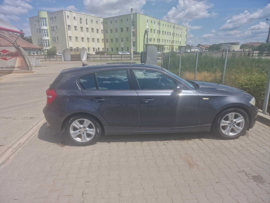 BMW Seria 1 116i Facelift-Modell 1.6