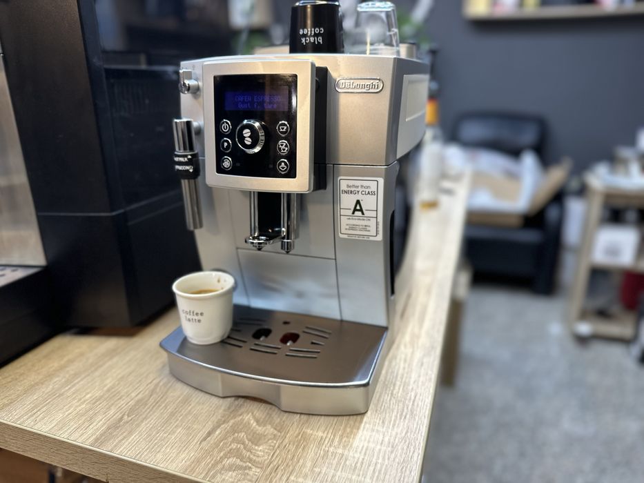 Espresor cafea si cadou pahare capucino