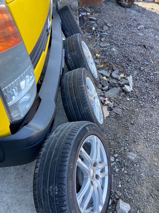 Гуми с джанти Dezent 205/55R16