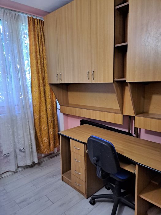 Închiriez apartament cu o camera