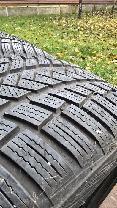 Anvelope iarna 245/45/18